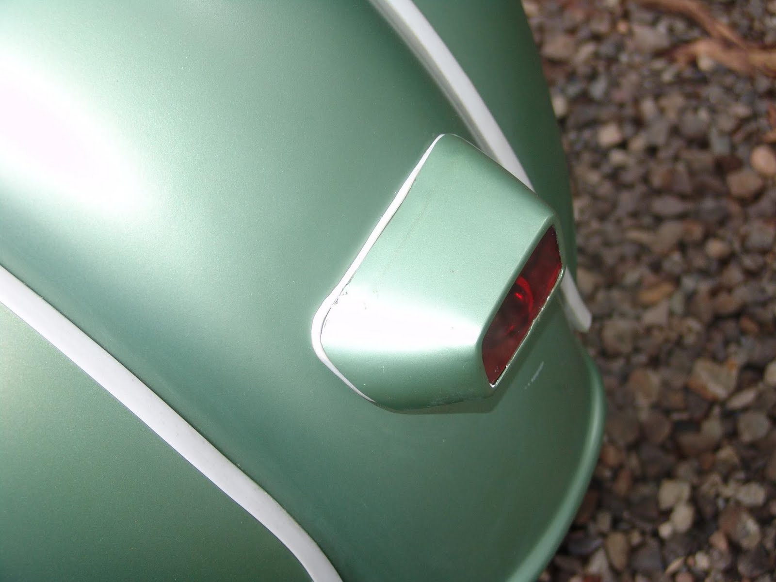 Vespa Sei Giorni 150 – rear tail light
